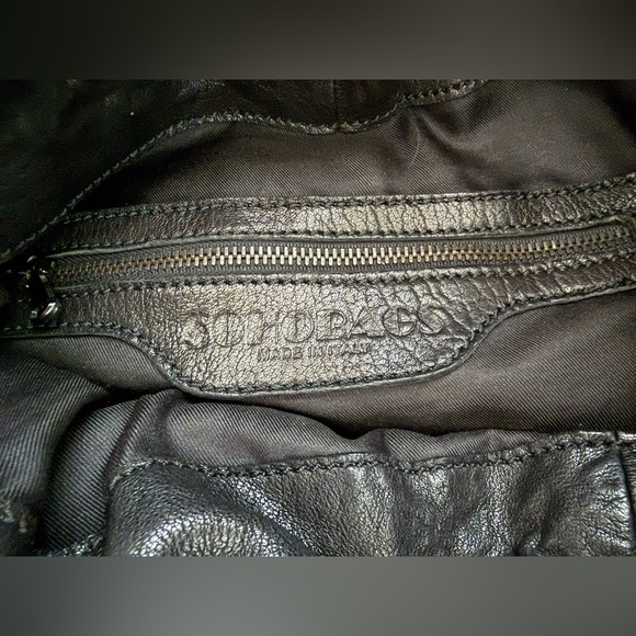 SoHo Bags Italy Hobo Style Black
Shoulder/Crossbody - Picture 5 of 10